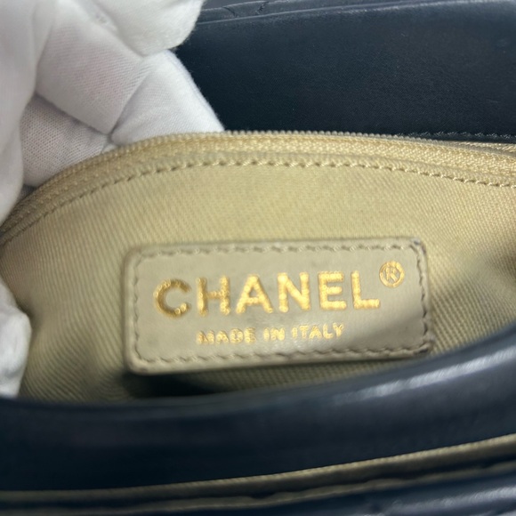 Chanel Chic Quilted Flap Bag - Picture 12 of 16